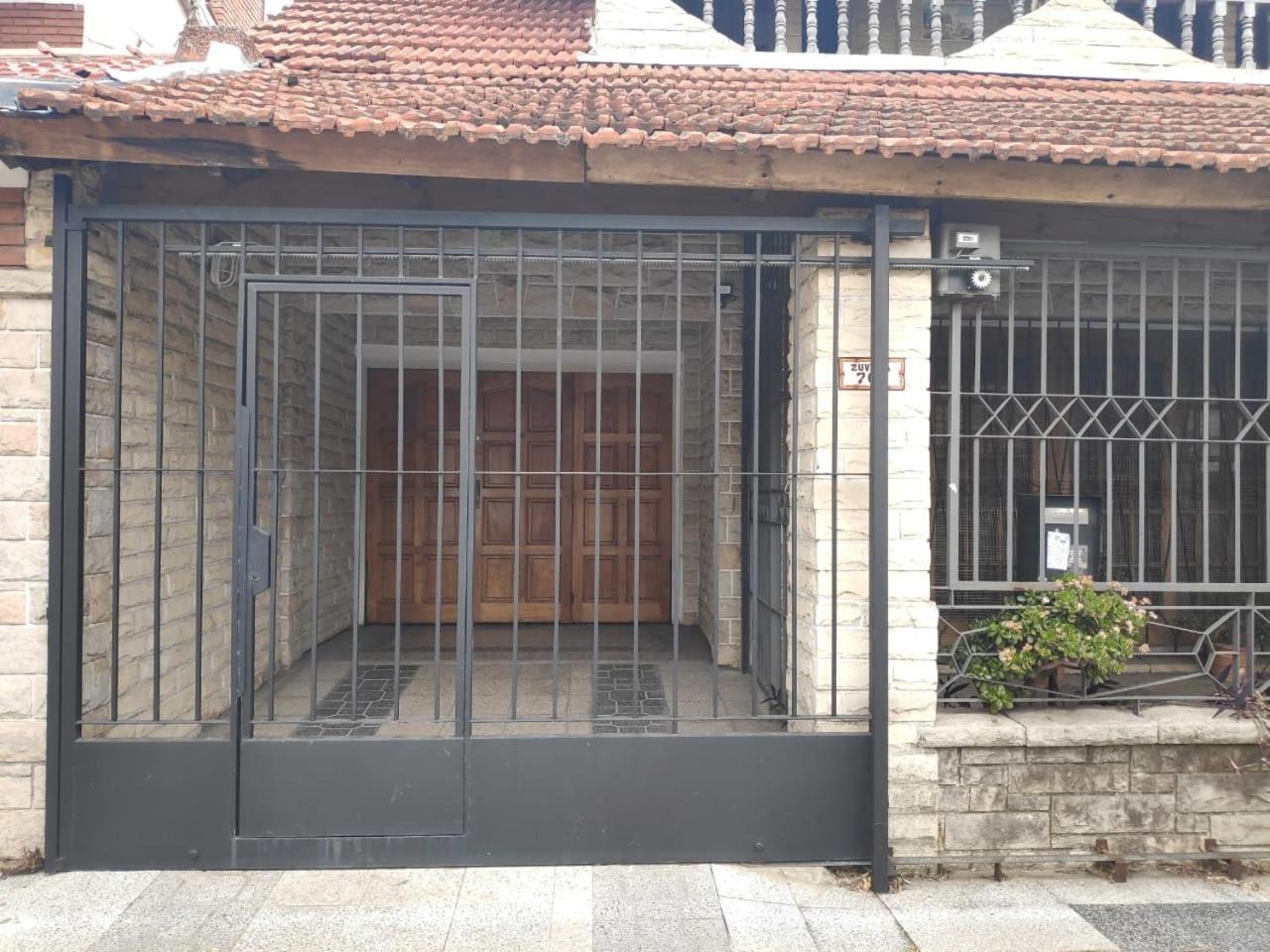 Casa D'Vilero en Temperley Bagian luar foto